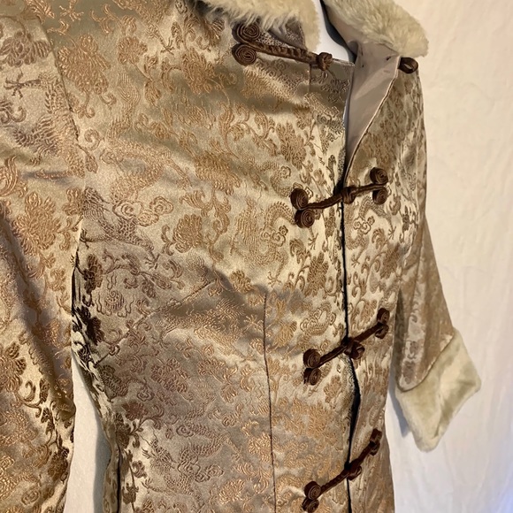 100% Silk Gold Asian Inspired S Coat w/ Faux Fur - Picture 7 of 9